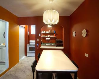 2A - Welcoming Apt near Crashboat Beach - Aguadilla - Comedor