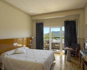Hotel Azar - Plasencia - Bedroom