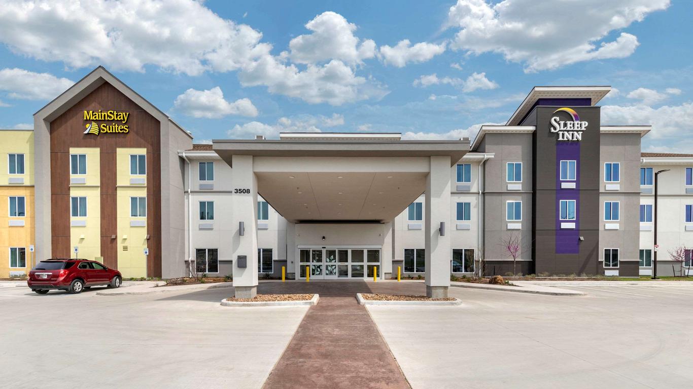 MainStay Suites Lancaster Dallas South