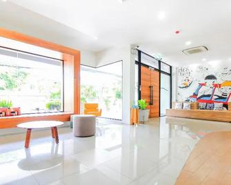 All Day Hostel - Bangkok - Lobby
