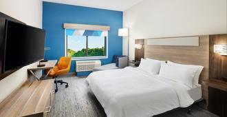 Holiday Inn Express & Suites Bridgeport, An IHG Hotel - Bridgeport - Bedroom
