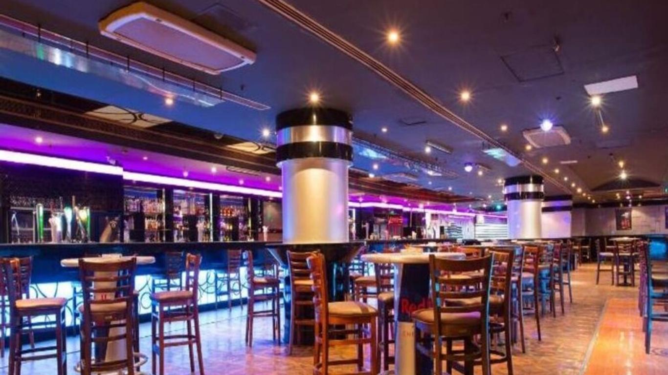 فندق يورك إنترناشونال