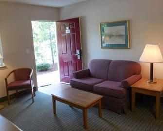 Affordable Suites Lexington - Lexington - Living room