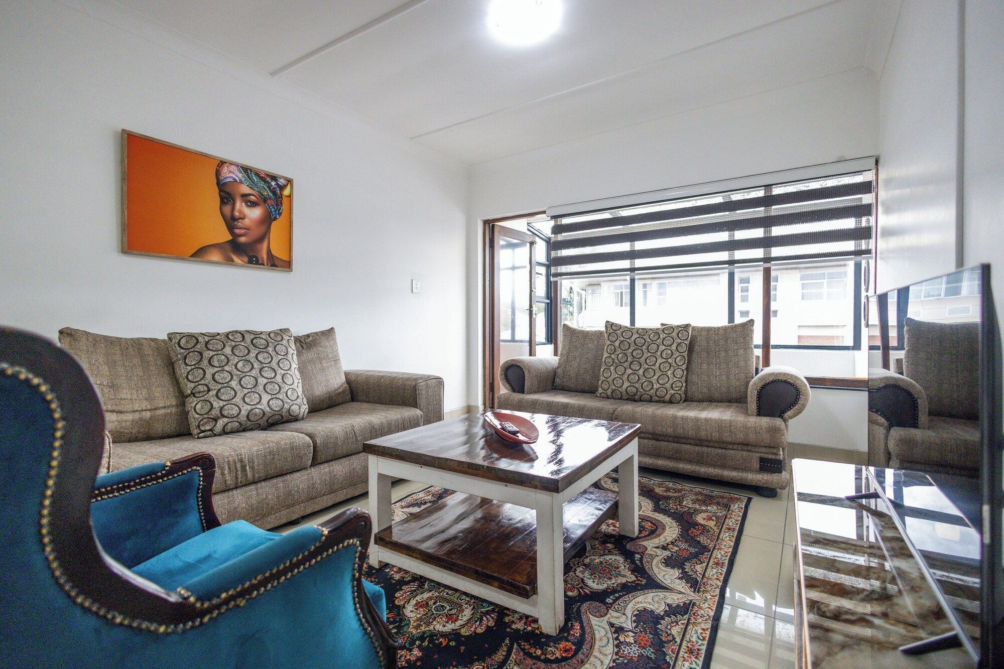 Safi Self Catering Suites - East London - Living room