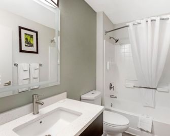 MainStay Suites Little Rock West Near Medical Centers - ליטל רוק - חדר רחצה
