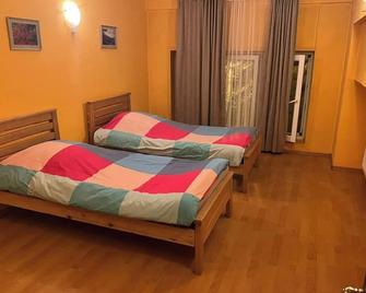 Tbili C Hostel - T'bilisi - Soverom