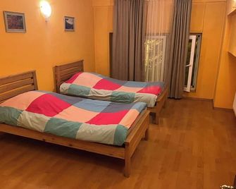 Tbili C Hostel - טביליסי - חדר שינה