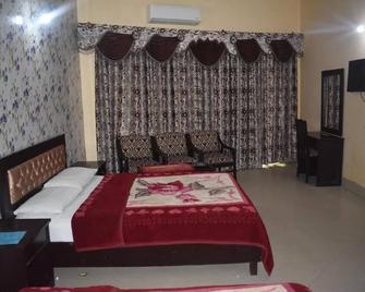 Hotel Sky Inn - Rawalpindi - Bedroom