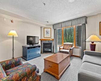 Hearthstone Lodge #311 - Sun Peaks - Living room