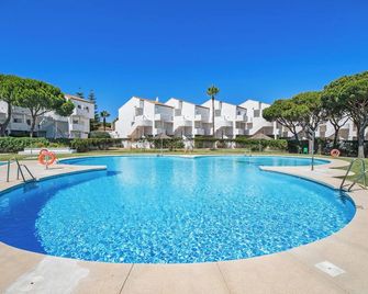 Maria Del Mar Sea Apartment - Novo Sancti Petri - Pool