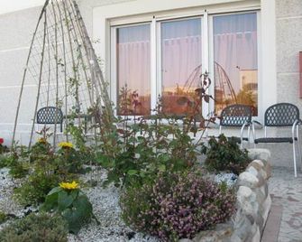 Hotel Grisù Collins - Piacentina - Patio