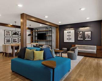 Everhome Suites Bastrop - Bastrop - Lounge