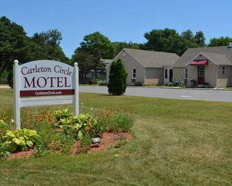 Carleton Circle Motel Falmouth - Falmouth - Edificio