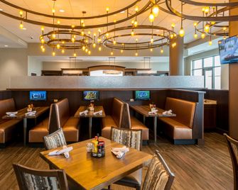 Holiday Inn Paducah Riverfront By IHG - פדוקה - מסעדה