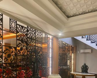 Chantya Hotel By Grand Sarila - Yogyakarta - Lobby