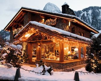 Auberge de La Maison - Courmayeur - Budova