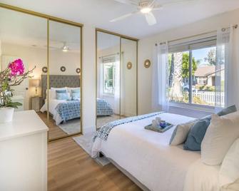 Stunning 4 Bedroom 1 Level- Pool, Spa, Grass Yard, Fire Pit, Garage, Bbq - Mission Viejo - Bedroom