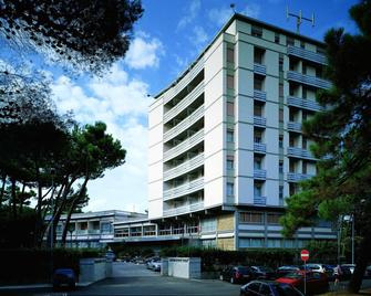 Grand Hotel Golf - Pisa - Edificio