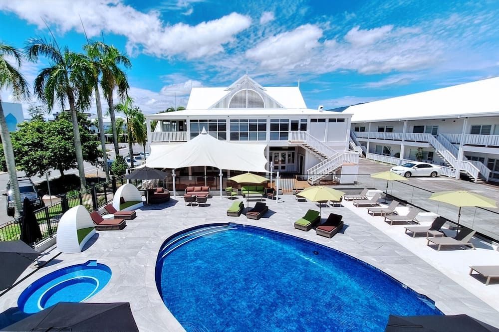 Ramada By Wyndham Cairns City Centre