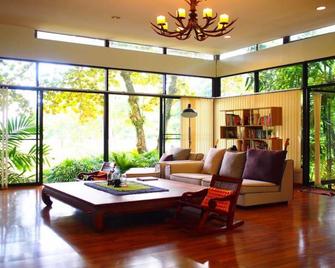 Uncle Jo Valley - Nakhon Nayok - Living room