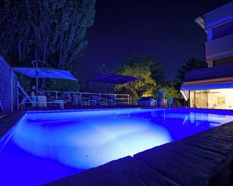 Hotel Palace Del Conero - Osimo - Pool