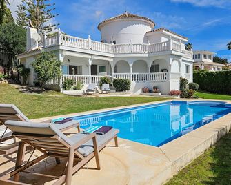 Villa Las Mariposas in La Sierrezuela, Mijas Costa - La Cala de Mijas - Piscine