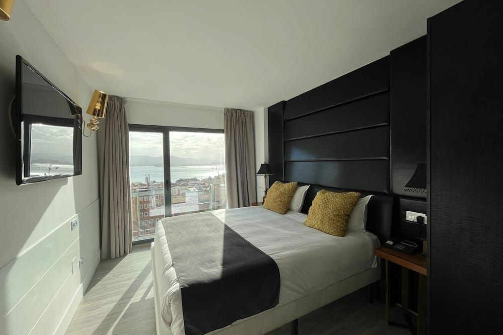 Hotel Art Santander - סנטאנדר - חדר שינה