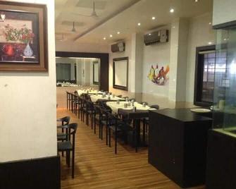 Hotel New Punjab - Nashik - Nashik - Restaurante