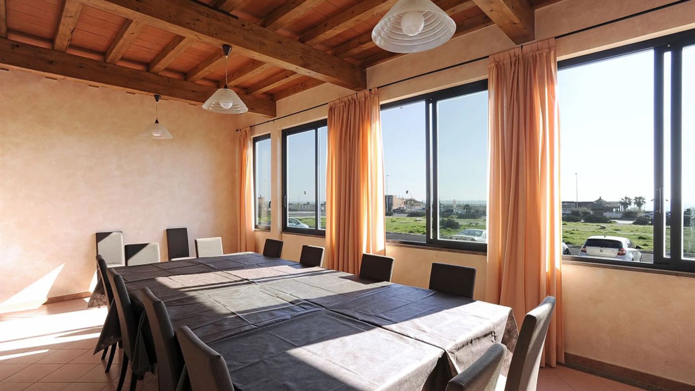 โรงแรมเบลลาวิสตา