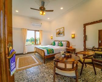 Treebo Hinduja Luxury Camp & Resort - Osiān - Habitación