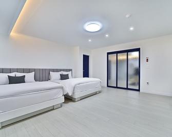 sweet hotel - Gimcheon - Habitación