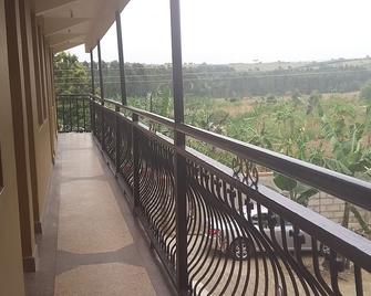 Elite Lodge - Ntungamo (Ntungamo) - Balcón