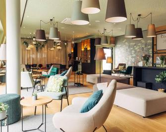 harry's home Lienz hotel & apartments - Lienz - Lounge