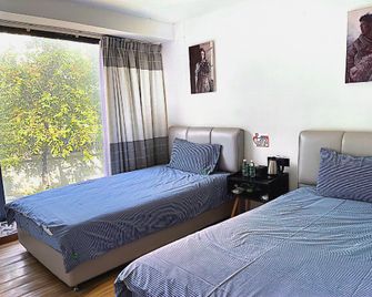 Dengba International Youth Hostel (Shenzhen Futian Convention and Exhibition Center) - Shenzhen - Makuuhuone