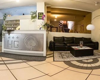 호텔 자르디노 브레노 - 브레노 - 프론트 데스크