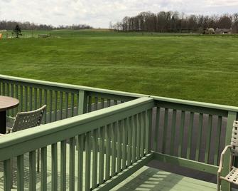 Amish Country 1 mile to downtown Berlin - Millersburg - Balcony