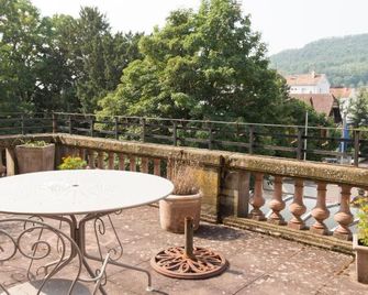 Domaine De Beaupre The Originals Relais - Guebwiller - Balcón