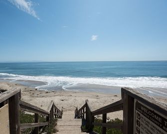 Spacious Home, Steps 2 Twin Lakes Beach & Harbor, Spa, Large deck, Wifi, Pets - Santa Cruz - Beach