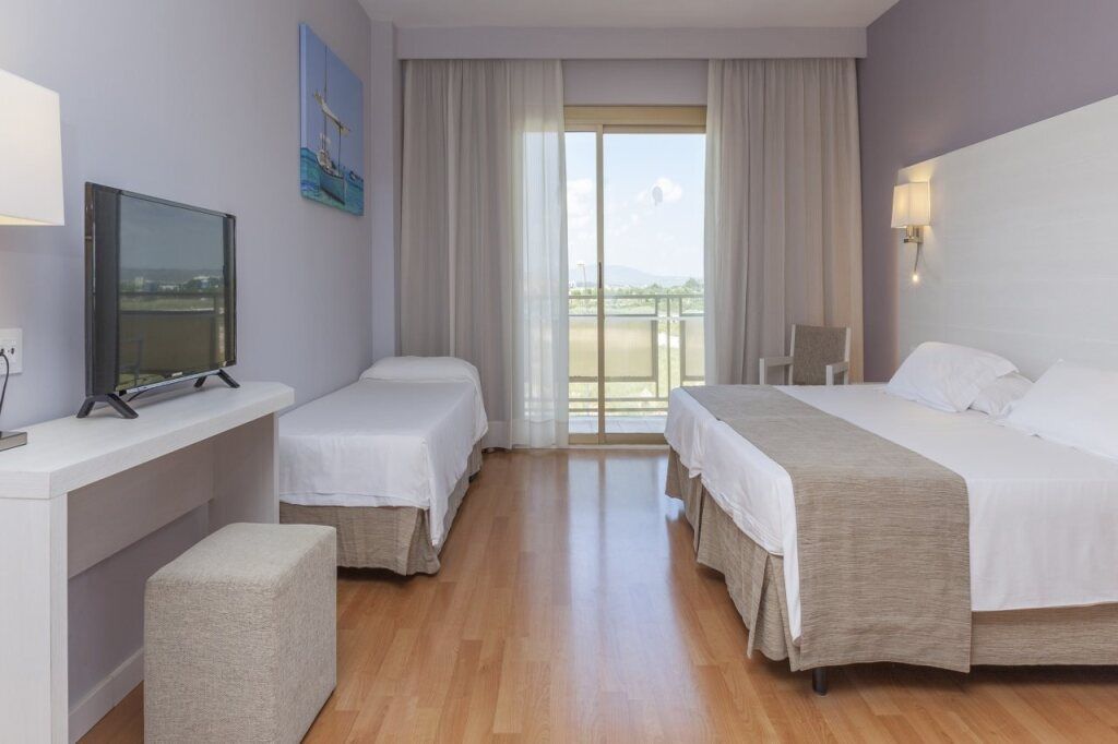 Helios Mallorca Hotel & Apartments - פלמה דה מיורקה - חדר שינה