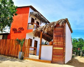 Villa Chic Hostel Pousada - ז'יז'וקה דה ז'ריקואקוארה - בניין
