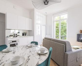 L'écrin d'Auguste - Reims - Reims - Salle à manger