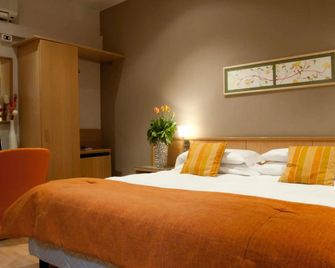 Hotel Due Pini - Formigine
