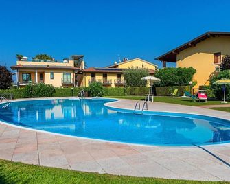 Il Canaletto A1 Apartment by Wonderful Italy - Sirmione - Piscine