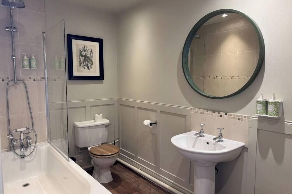 Neeld Arms - Chippenham
