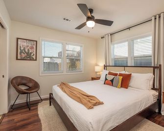 Sdsu Central Cozy Casita - Fast Wi-Fi - Walkable - San Diego - Bedroom