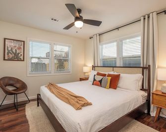 Sdsu Central Cozy Casita - Fast Wi-Fi - Walkable - סן דייגו - חדר שינה