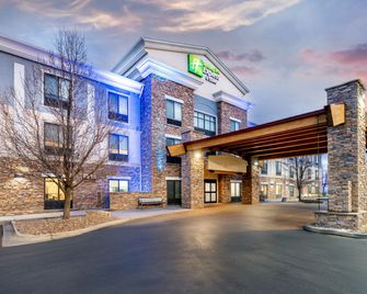Holiday Inn Express & Suites Loveland By IHG - Loveland - Bygning