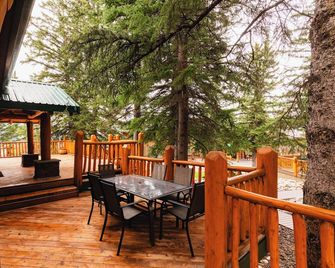 #131 Three Bedroom Chalet - Hinton - Balkon