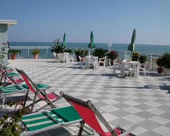 Hotel Miramare - Caorle - Patio
