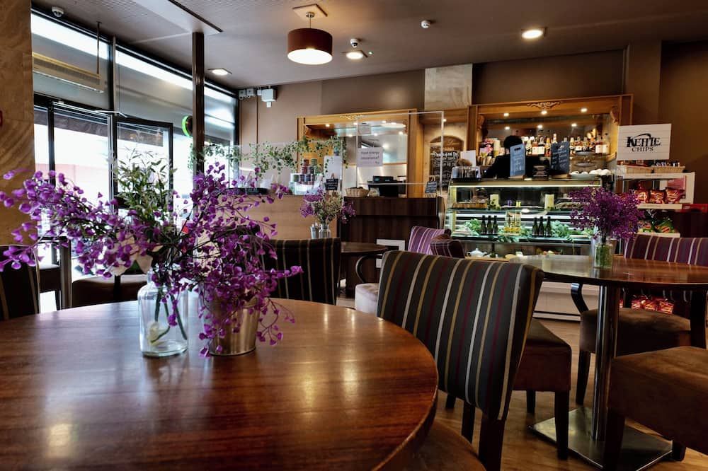 Dolphin Sa1 - סוואנסי - מסעדה